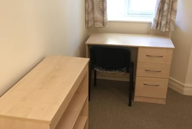 2 bed flat, High Street, Near university, Portsmouth, PO12HS - Image 5